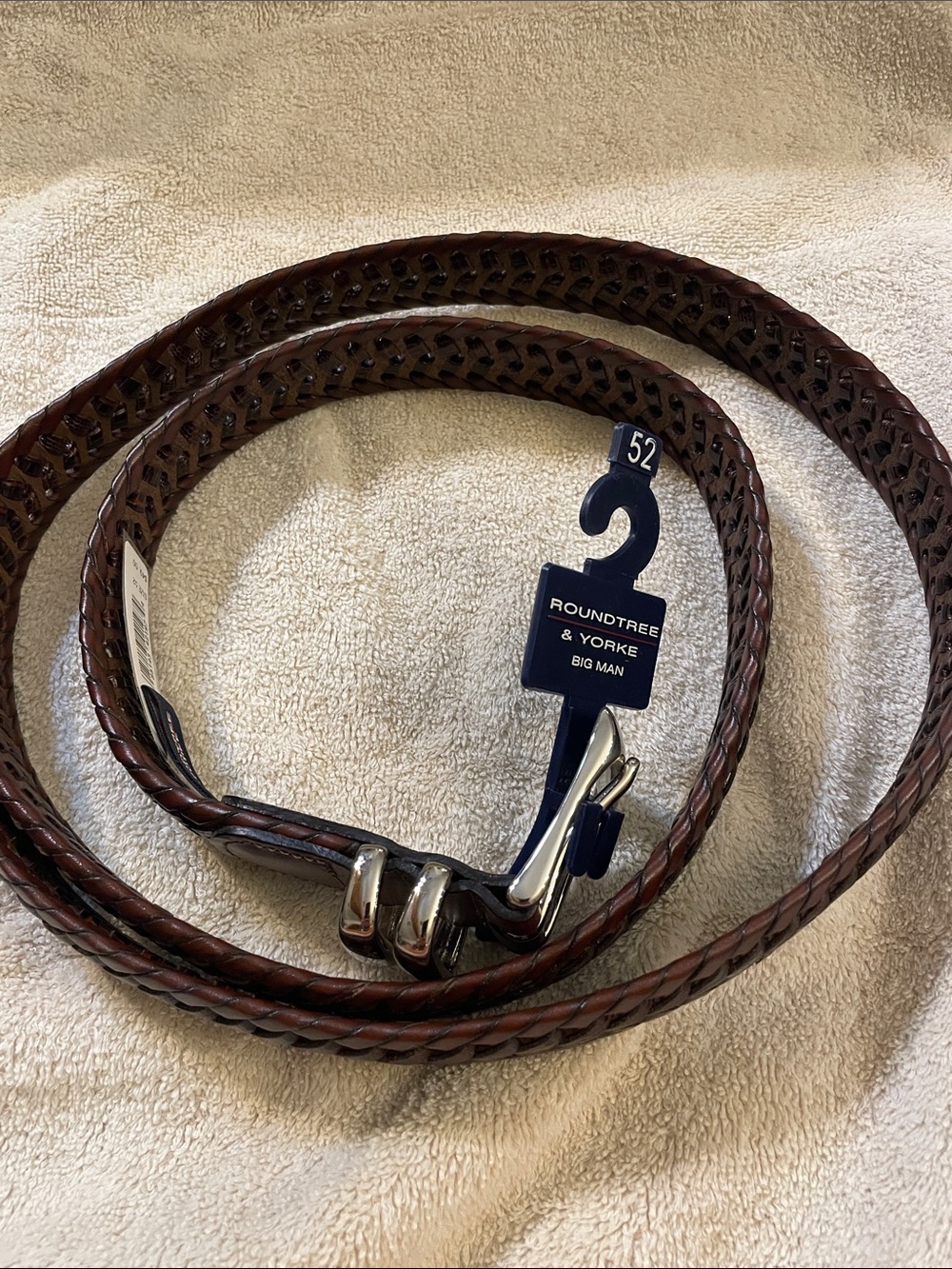 Roundtree & Yorke Men's Braided Leather Belt in Dark Brown